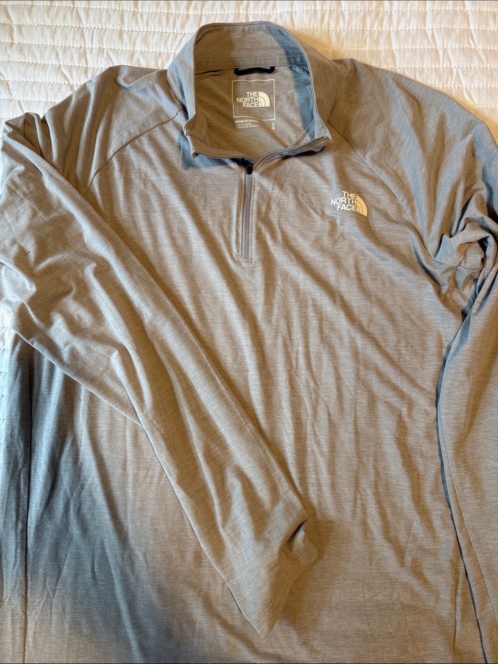 The North Face Men’s Light Gray Quarter-Zip Pullover